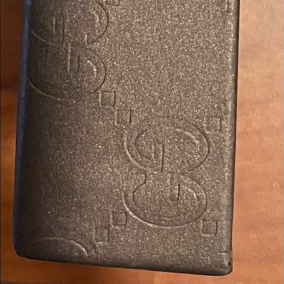 Brand new GUCCI BOX - Picture 5 of 6